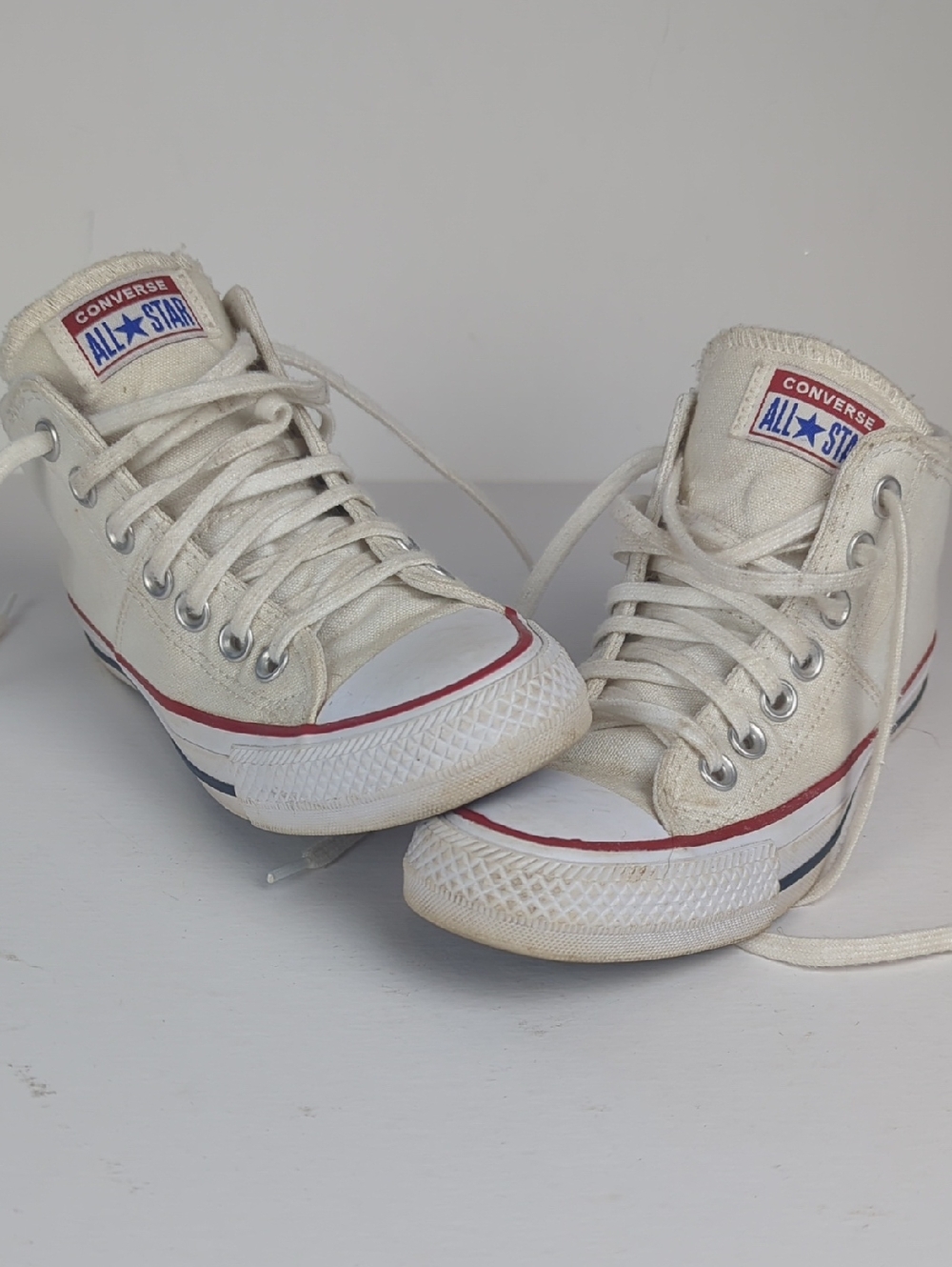 CONVERSE Women's Chuck Taylor All Star Madison Mid White Sneakers